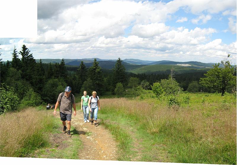 kahler asten.jpg - Op dinsdag staat een wandeling rond Winterberg op de planning. Via de Kahler Asten (841m) naar Daubermuhle en dan weer omhoog naar Winterberg.